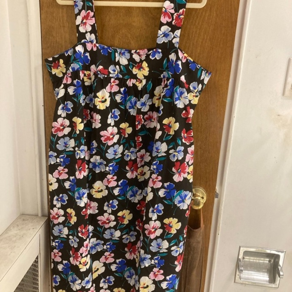 Dreams and company floral print knock around lounger or sundress size is 1X.
